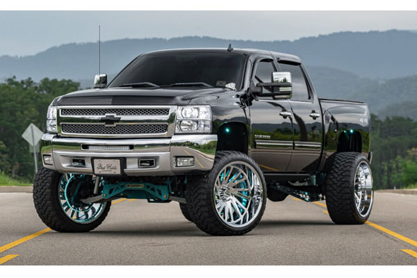 Can You Add a Leveling Kit to a Lifted Truck