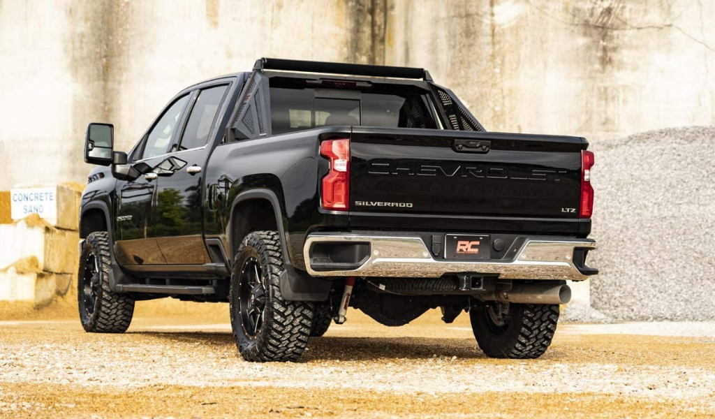 Can you stack a leveling kit on a lift kit?